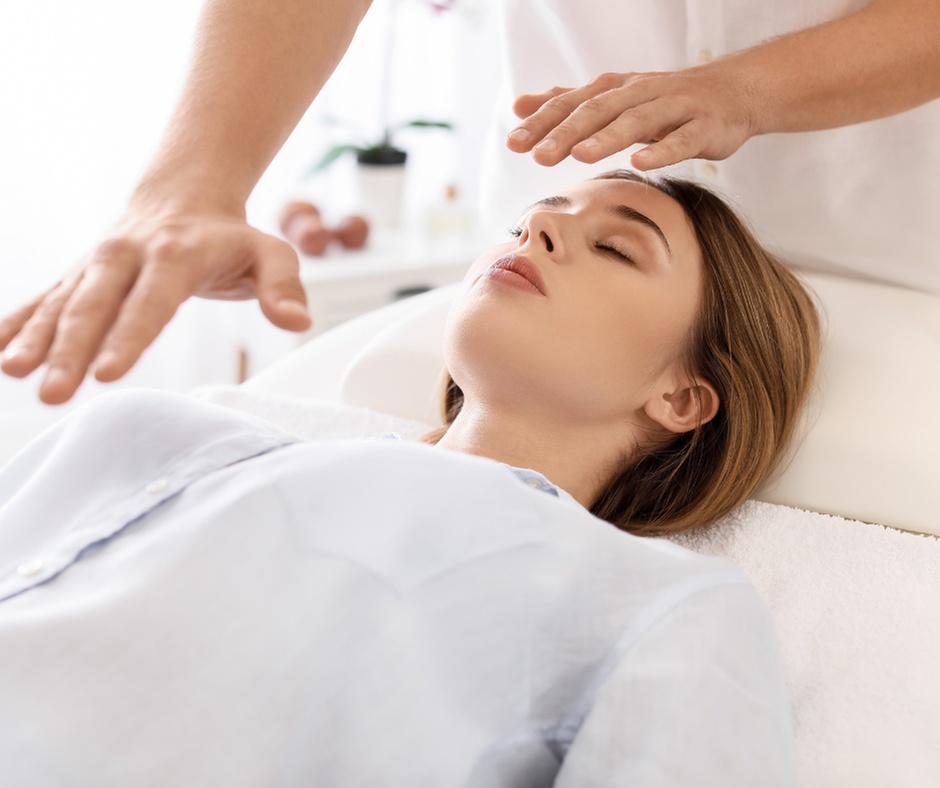 Revitalize Your Spirit: Experience the 60-Minute Reiki Session