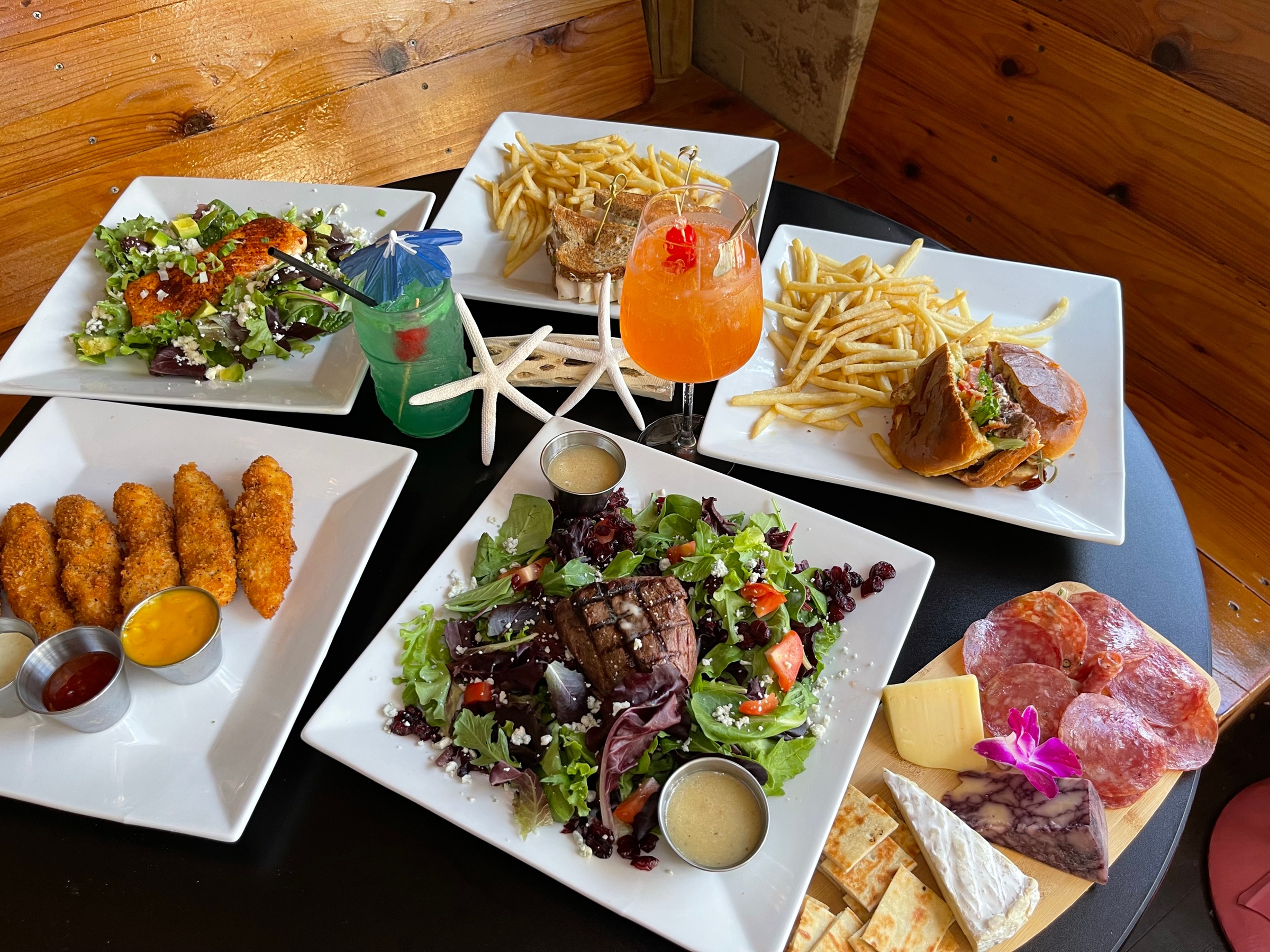 Enjoy Tiki Vibes with Gift Cards for Food and Drinks