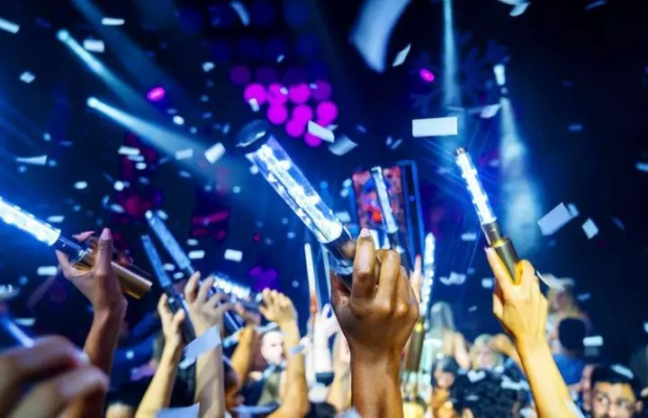 Dinner - Dance Show at GUSLEORAD