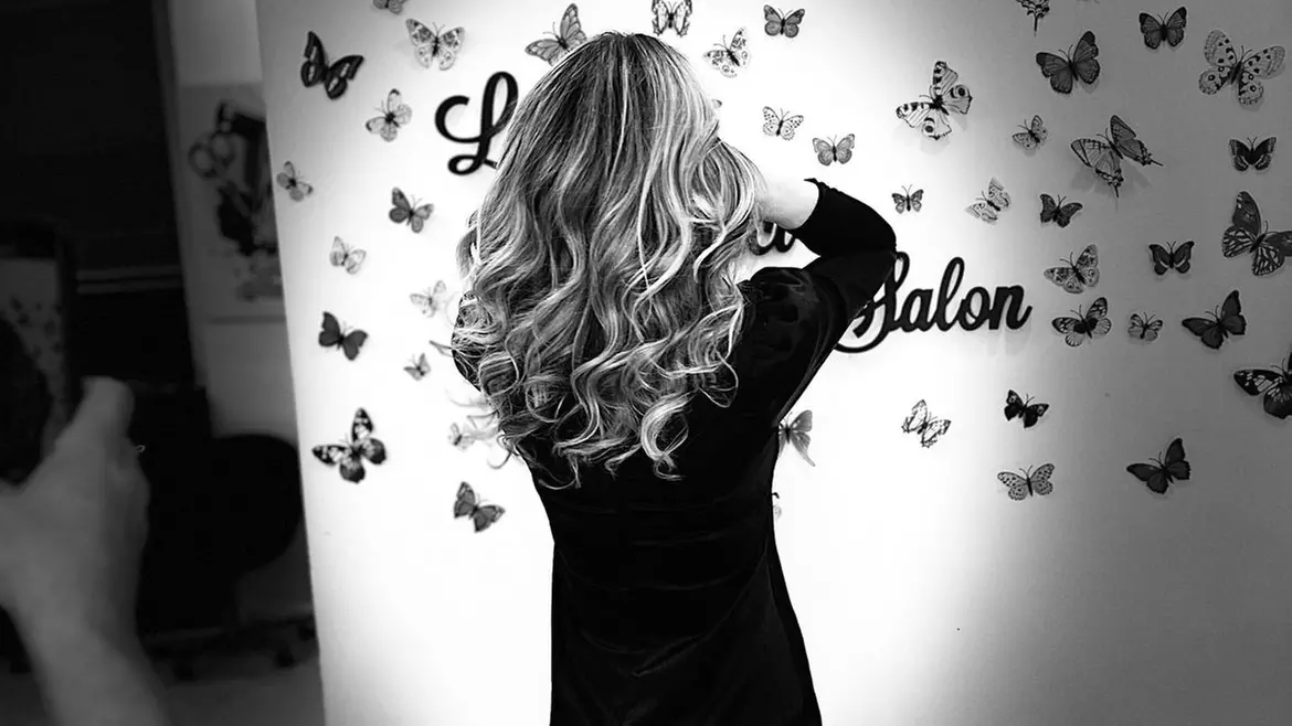 Transform Your Look: Cuts, Color, Highlights & Conditioning Treatments