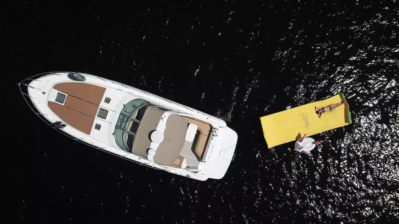 Amanzi Charters offers a luxurious yacht city tour with dining or sunset cruises, plus up to 20% off your experience - Primary Image