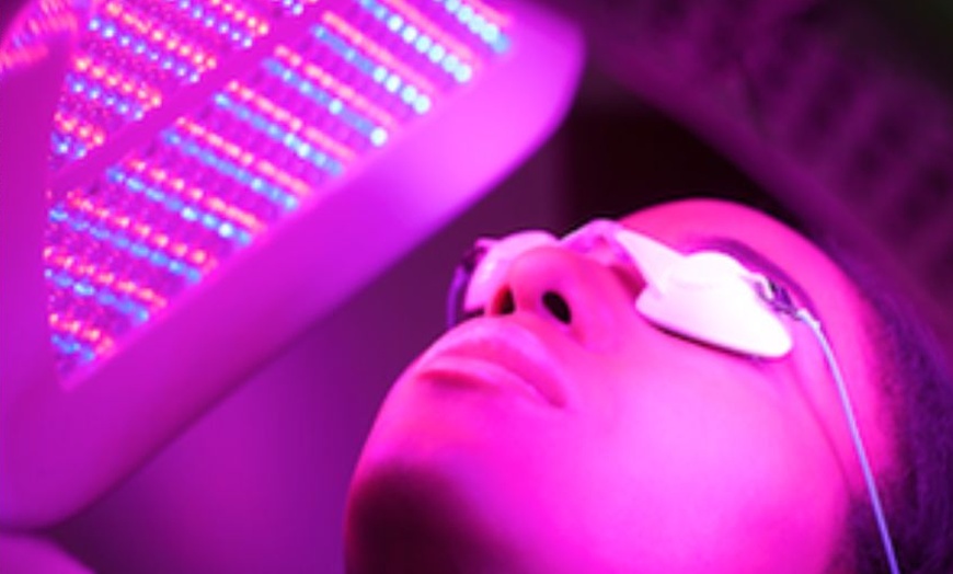 Image 1: Up to 50% Off on Infrared Therapy at UK Aesthetics Lounge
