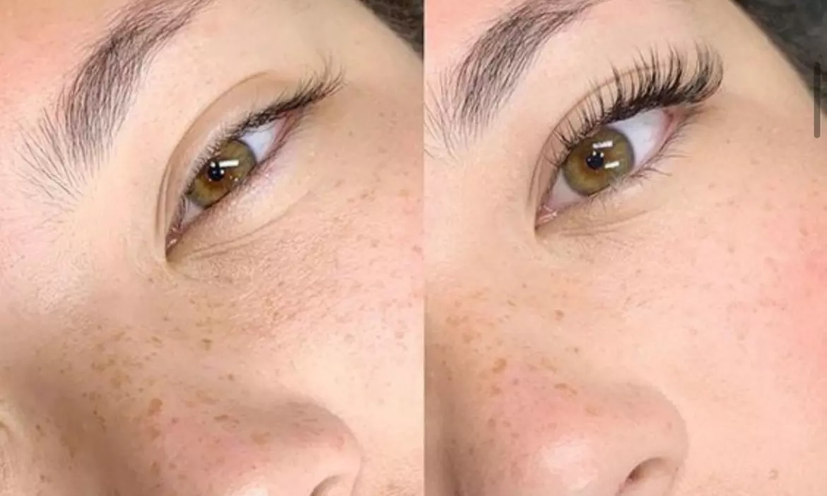 Enhance your eyes with Lash Lounge Beauty Inc.'s full set extensions and fill options, with up to 50% off - Primary Image