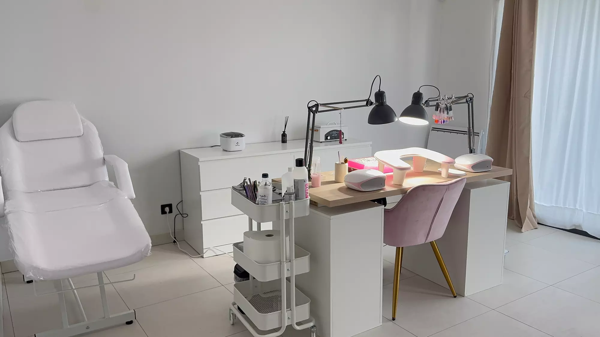 Beauté des ongles au style russe à Soisy-sous-Montmorency