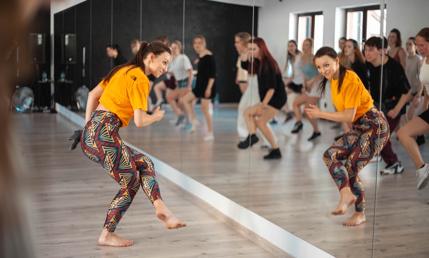 Image 1: Zajęcia taneczne w firmie Wild Dance Academy - Szkoła Tańca