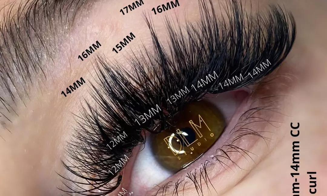 Up to 49% Off on Eyelash Extensions at DamaniLashedMe - Primary Image