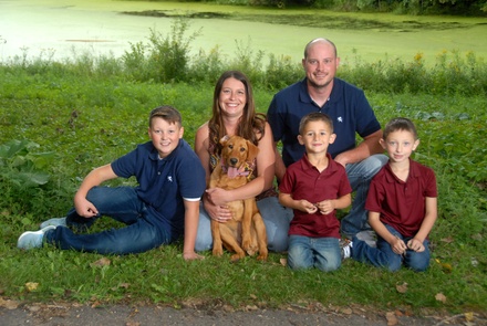 Indoor/ outdoor family portraits for groups up to 15 people Up to 3 hour with prints - Steve Rouch Photography- Account