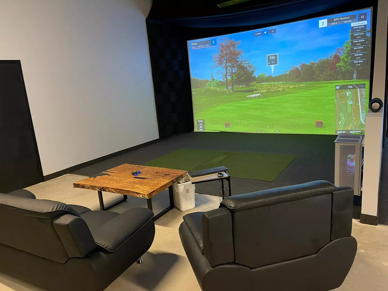 Indoor Virtual Golf Simulators – Play Over 100 Courses