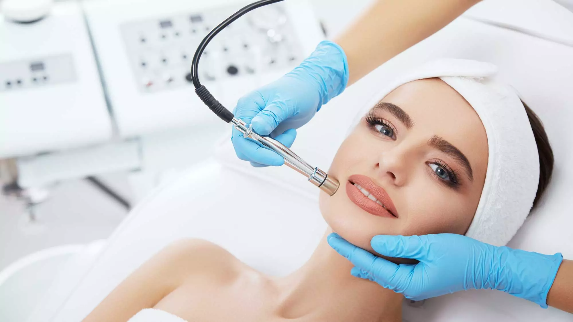 Up to 25% Off on Facial - Chemical Peel at Beautiful U - Primary Image