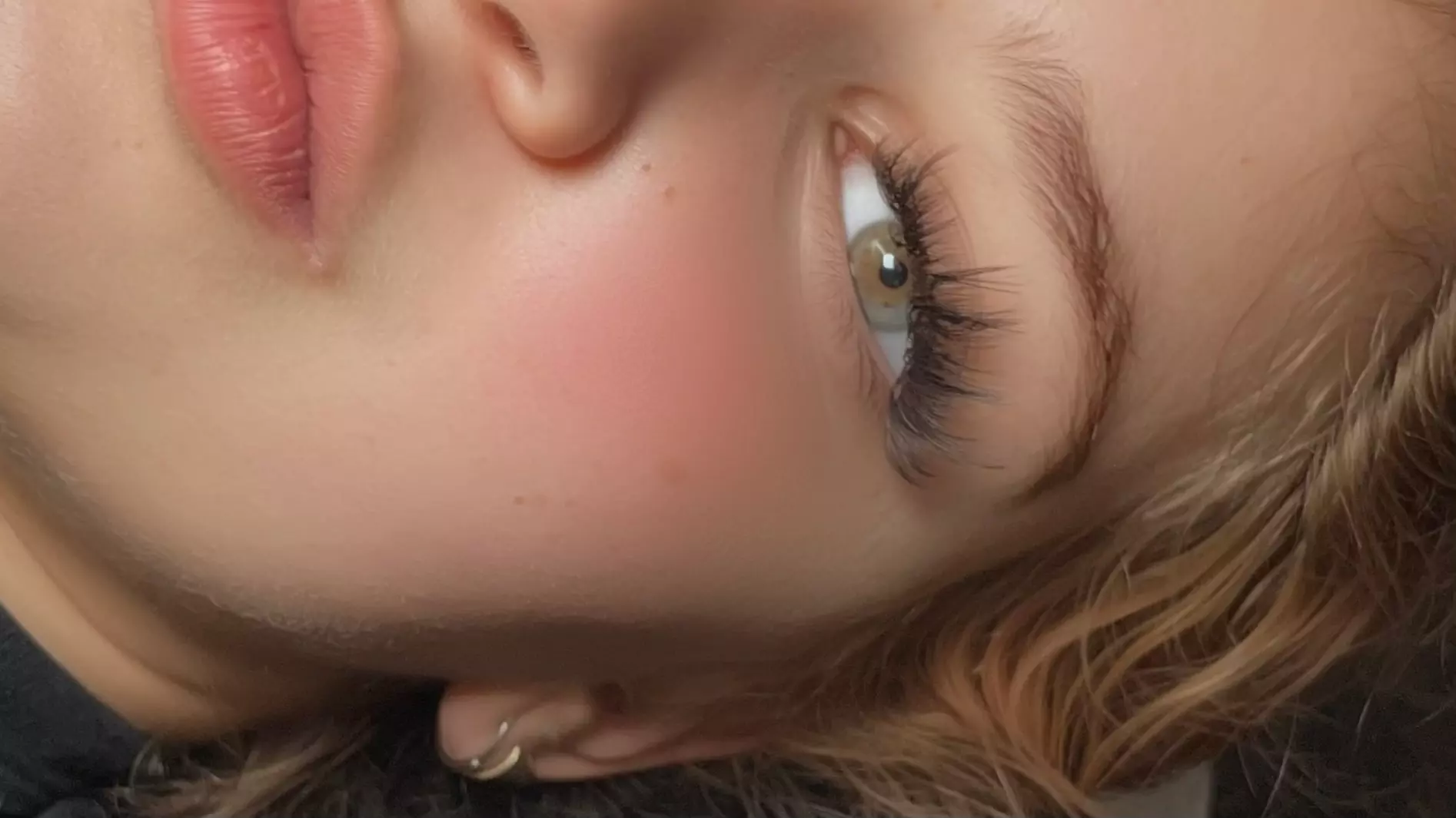 Up to 64% Off on Eyelash Extensions at DITCH da Strips