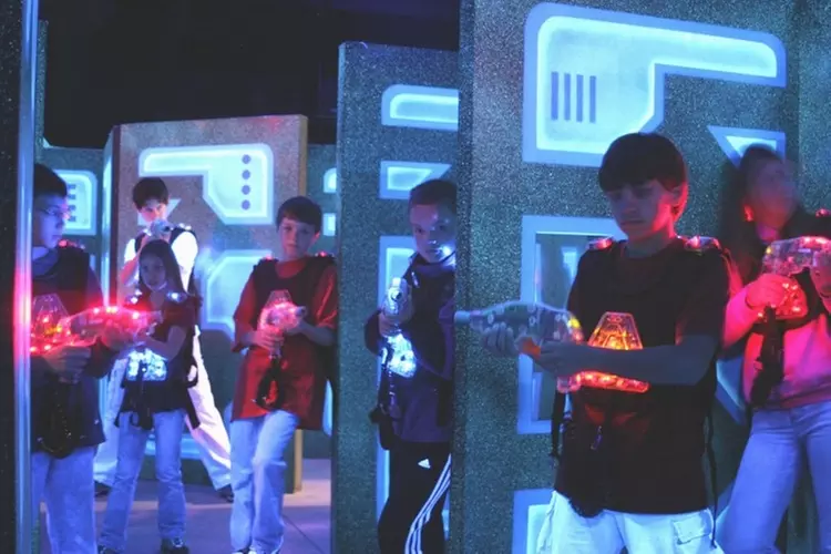 Up to 45% Off on Laser Quest / Tag (Activity / Experience) at Paradise Park - Second Medium