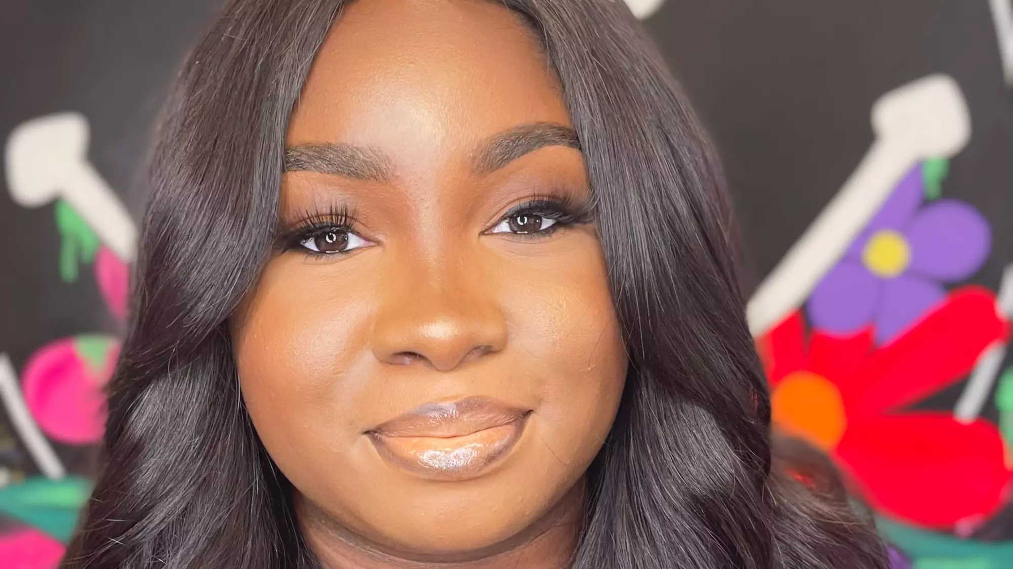 Full face makeup application for any occasion