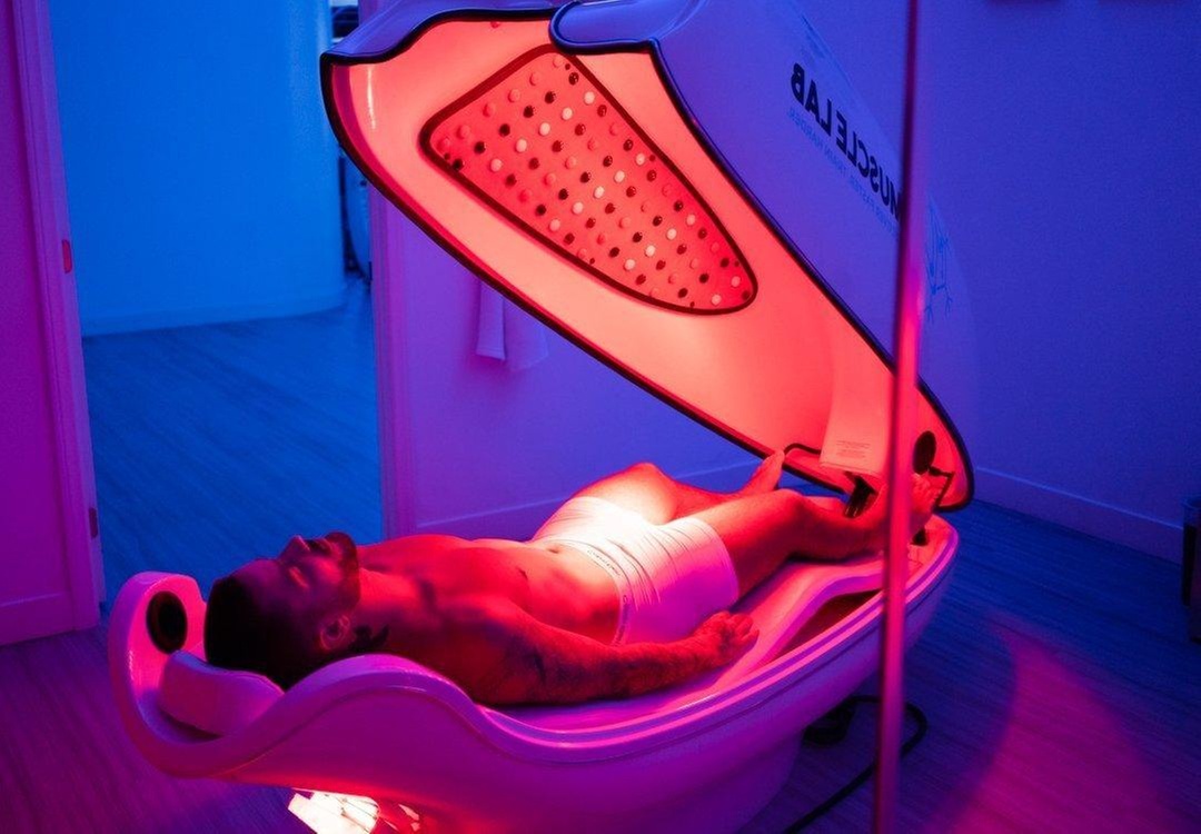 Experience Infrared Sauna Sessions for Enhanced Well-being