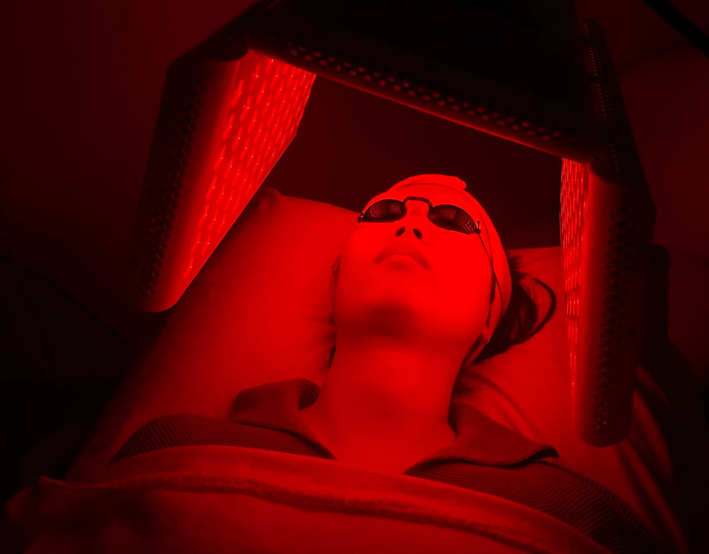 Experience Aesthetic Body Design's LED Therapy Sessions for Face with up to 50% off, enhancing collagen and reducing wrinkles - Primary Image