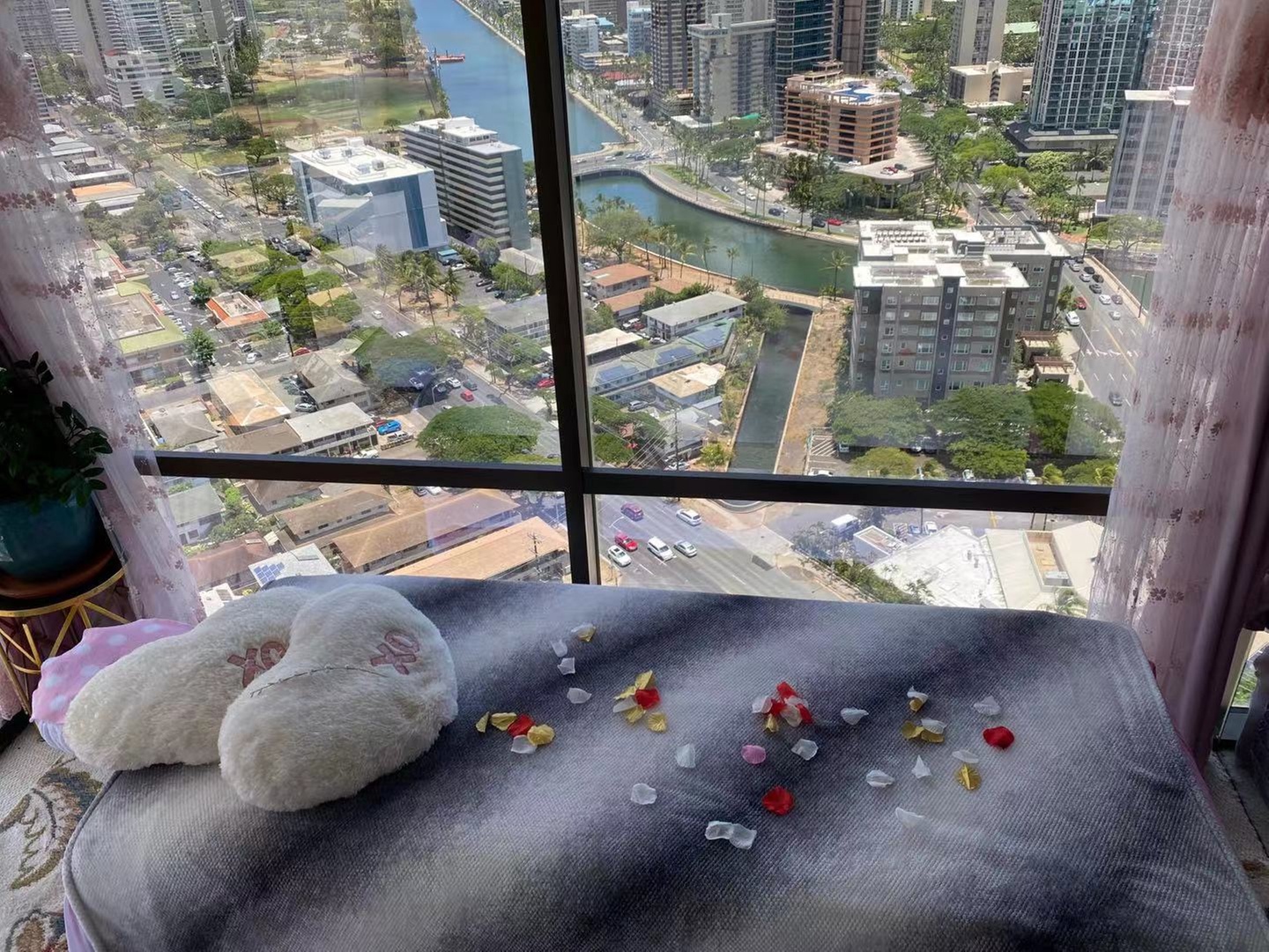 Relax with a 60-95 Min Massage Package Including Hot Towels