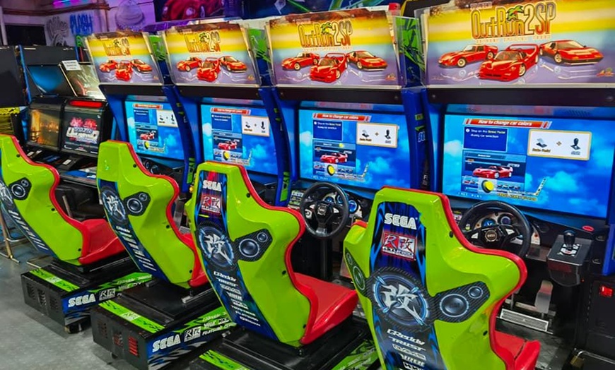 Image 4: Up to 7% Off on Arcade at Flashback Arcade Bradford