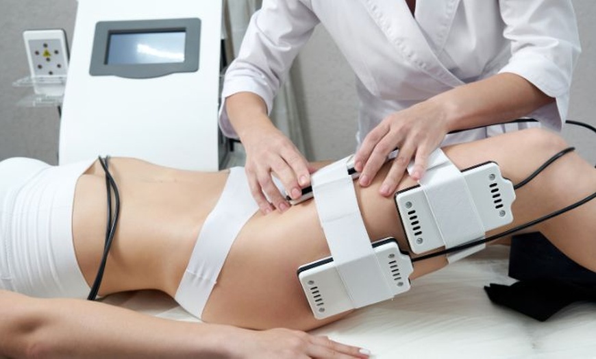 Image 4: Up to 60% Off on Liposuction - Non-Invasive Laser (iLipo) at London Body Centre