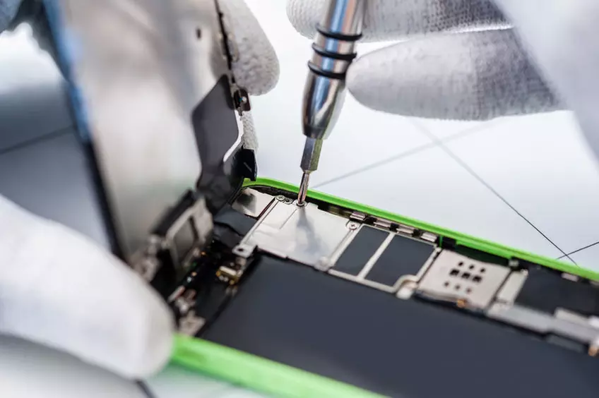 Bis zu 45% Rabatt auf Handyreparatur vor Ort bei Mein Phone Shop - Primary Image