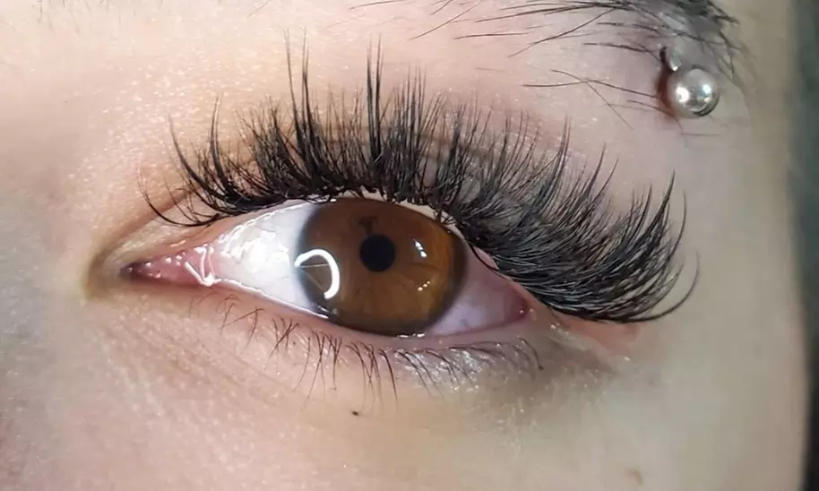 Get Lush Eyelash Extensions with Full Classic, Hybrid, or Volume Set