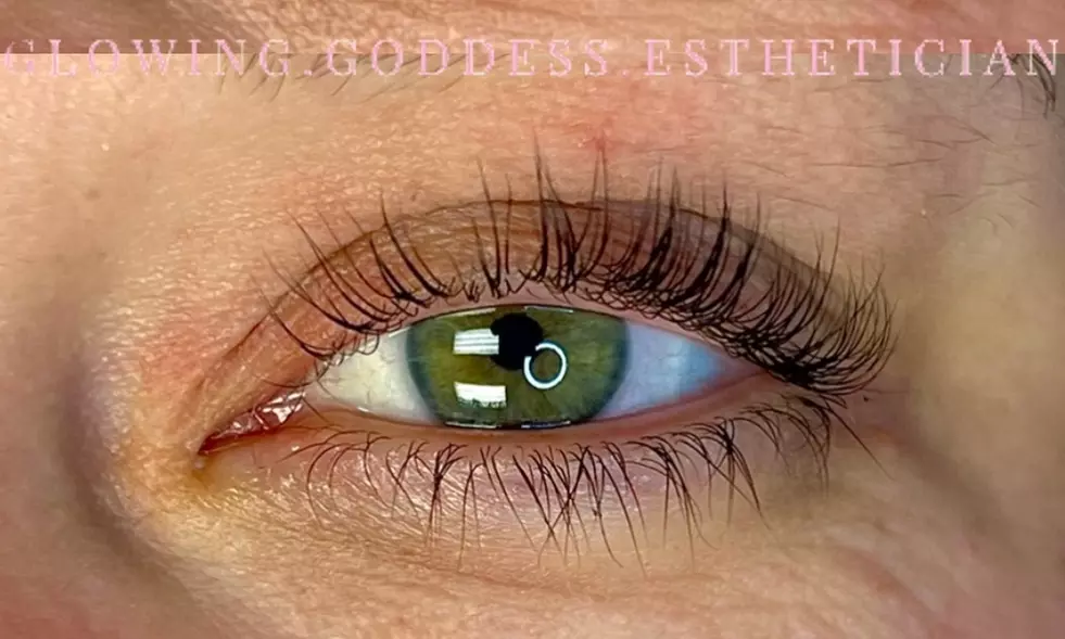 Experience The Glowing Goddess Esthetician's Lash Lift & Tint, with up to 50% off for beautifully enhanced lashes. - Second Medium