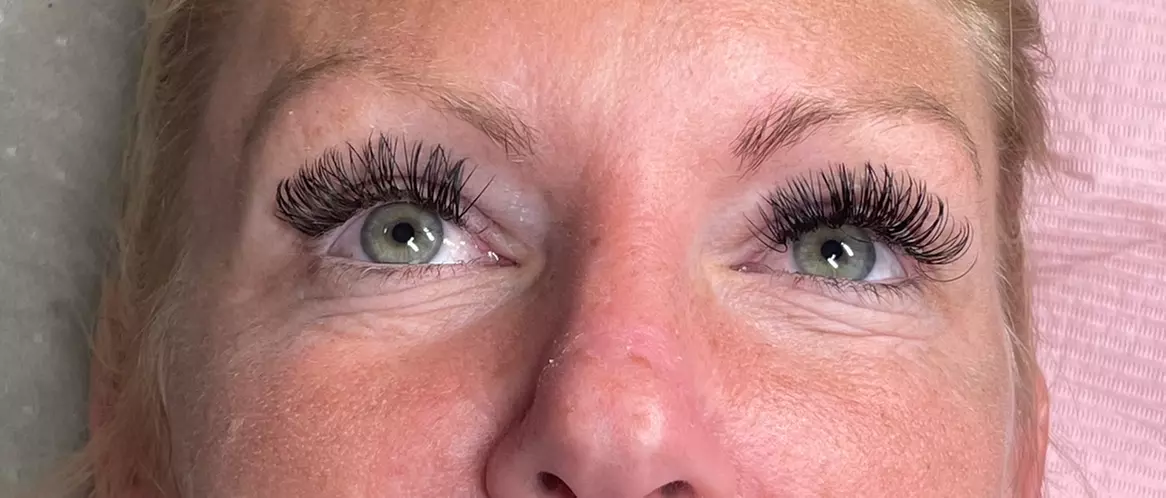 Up to 15% Off on Eyelash Extensions at Miss Lashaholic - Primary Image