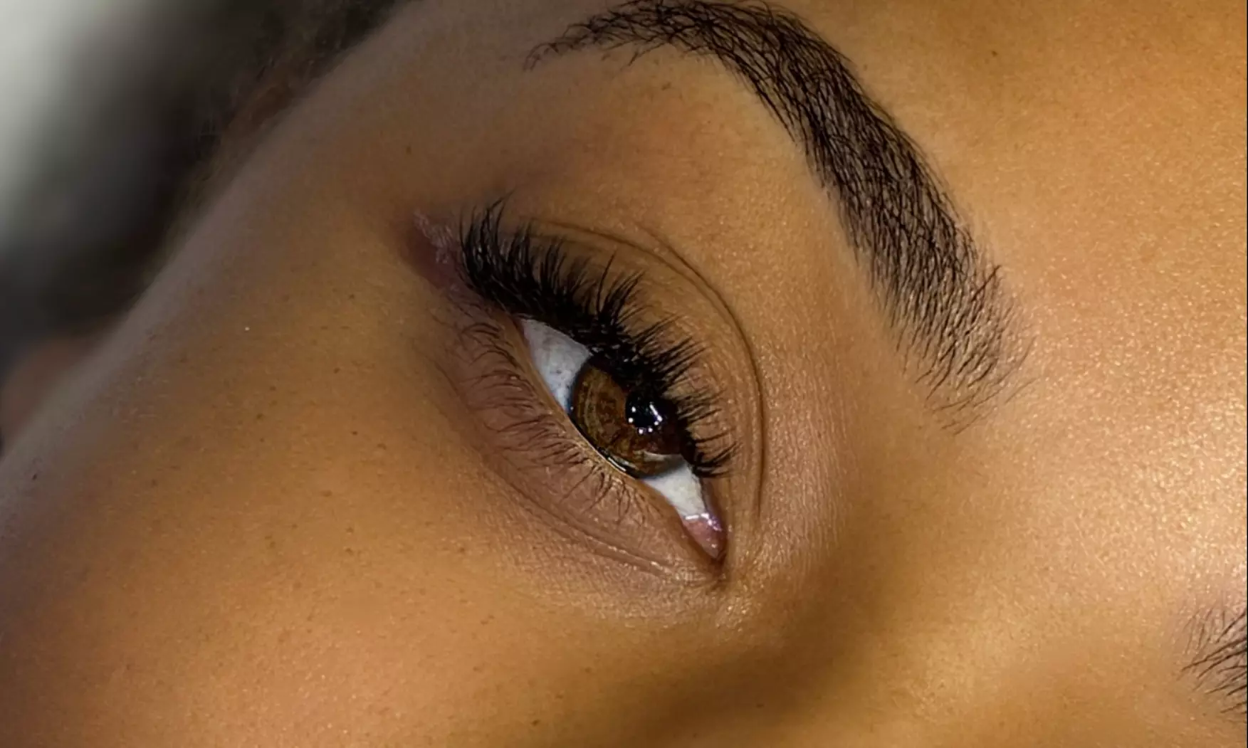 Up to 42% Off on Eyelash Extensions at Hiighbrows beauty