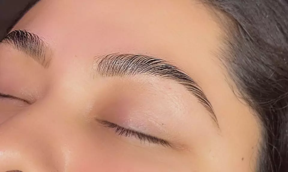 Up to 40% Off on Eyelash Perm at AZ Stunning Brows