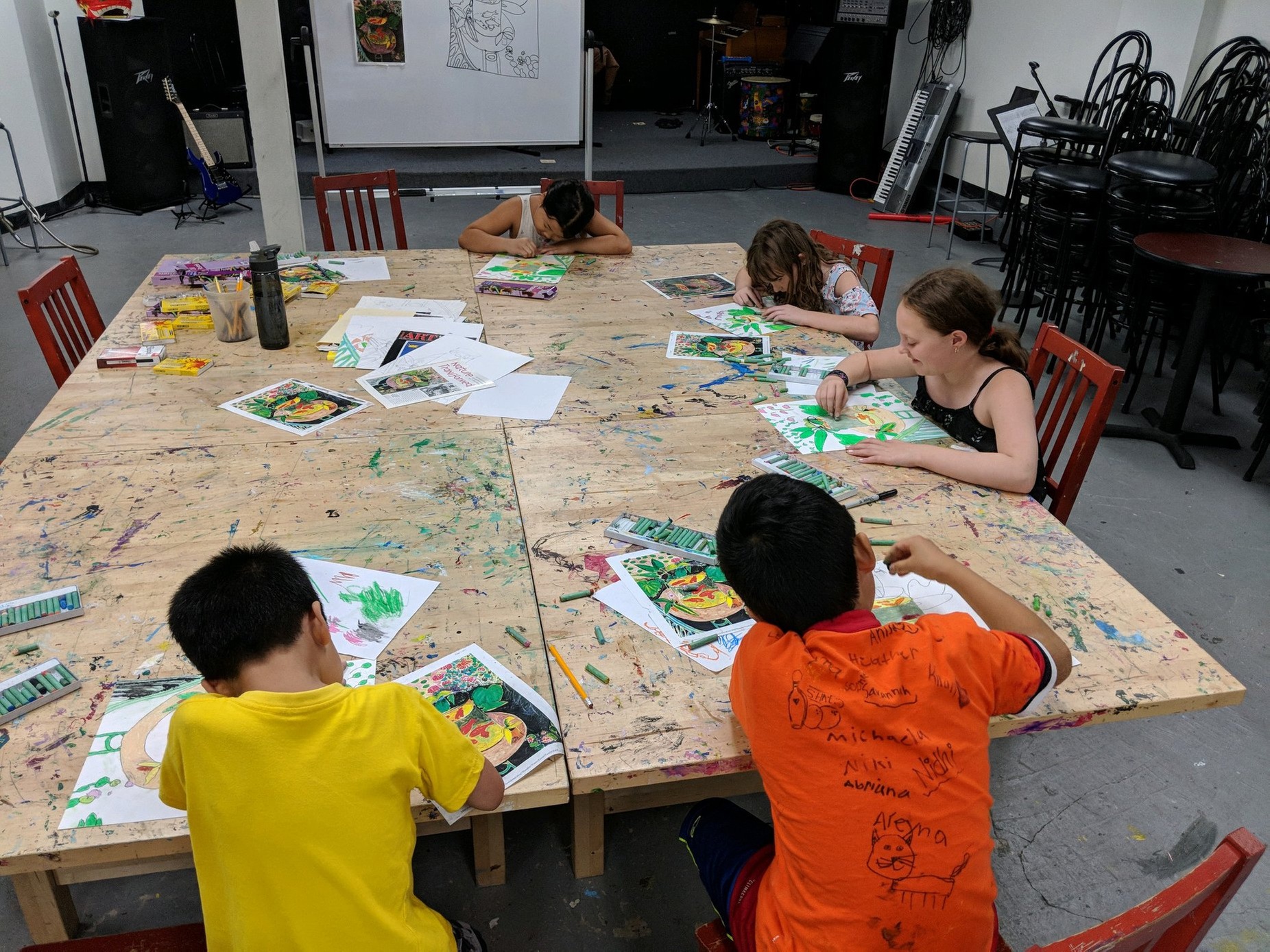 Explore exciting art classes at iSchool of Music and Art, Syosset, offering kids options from cartooning to digital art with up to 50% off