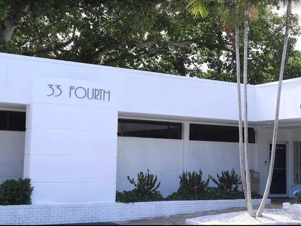 Unlock Your Dream Brows: Microblading Magic Awaits!