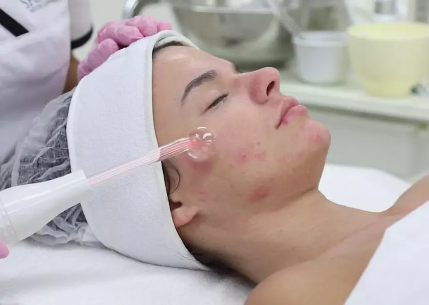 Re-Energize Your Skin w/ Deep Pore Cleaning or Anti-Aging Facial with Add-Ons at Family Hair Salon (Get 54% Off) - Primary Image