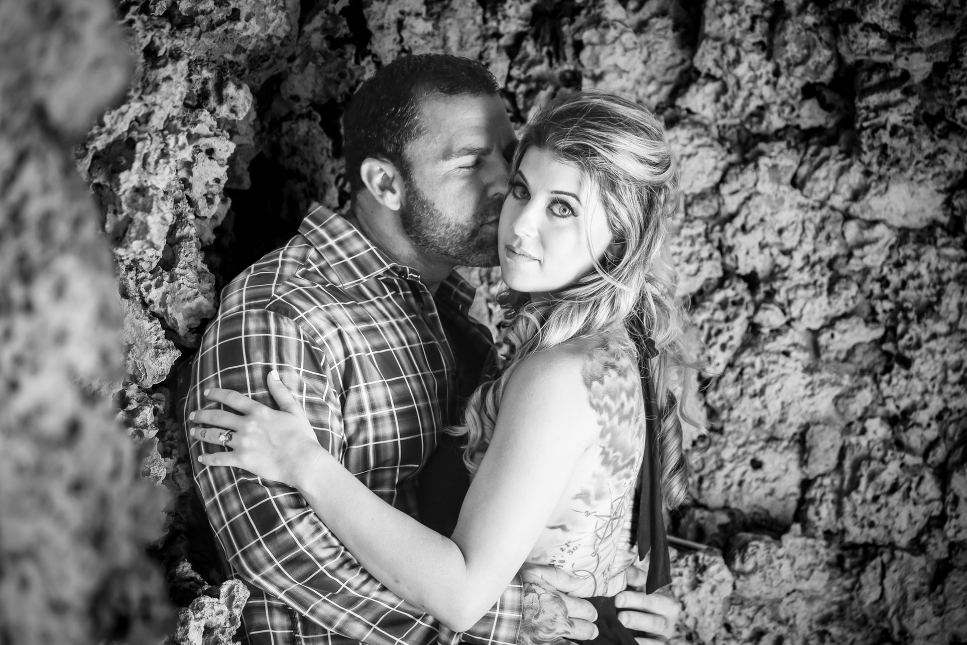 Maximus Weddings' Engagement Photo Shoot: Choose Between 60- or 90-Minute Sessions, Offering up to 64% Off - Primary Image