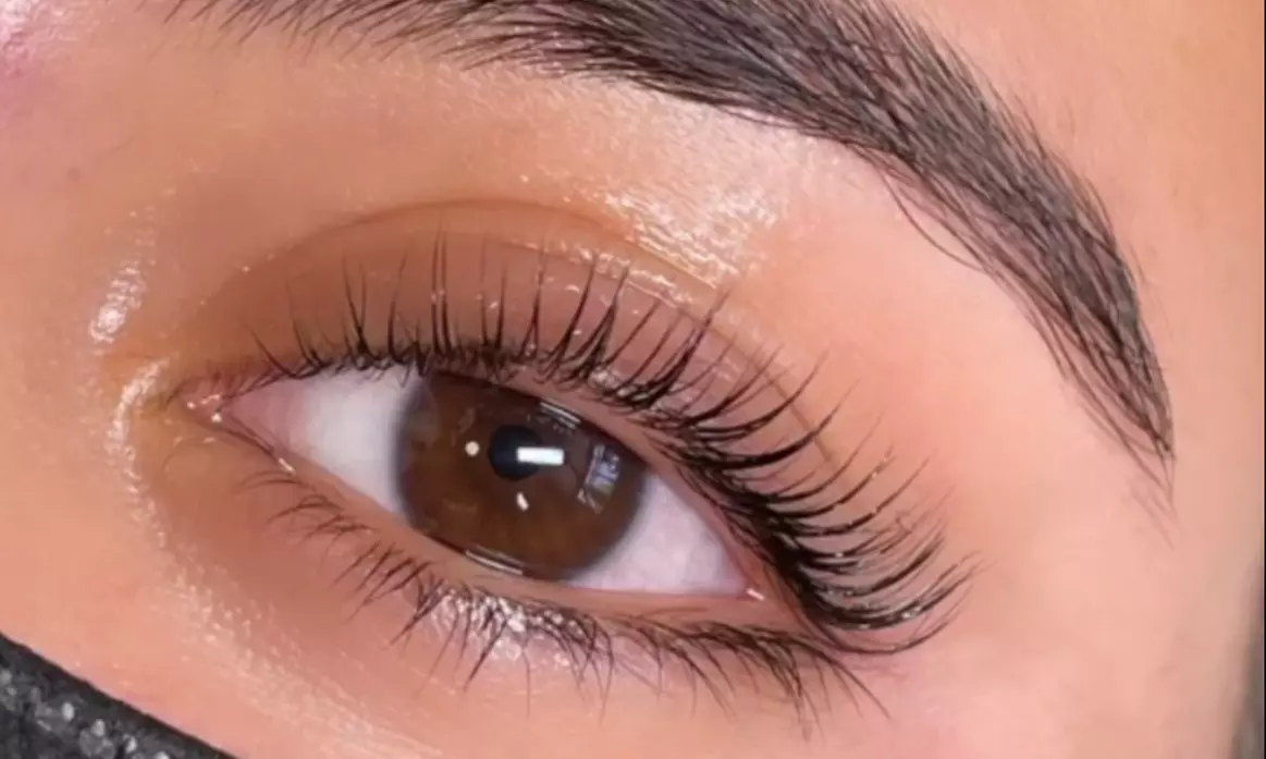 Up to 40% Off on Eyelash Perm at Le Bronze Beauty Bar - Primary Image