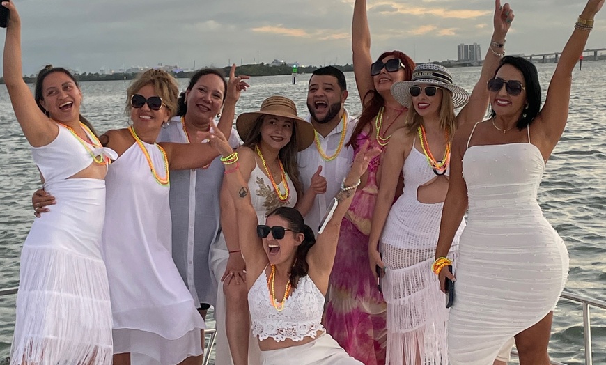 Image 14: Luxury Yacht Cruises & Boat Parties on Miami Waterways