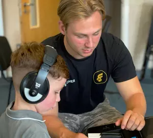 Dive Into Music With Focus Music! Keyboard Or Guitar Lessons—Two 60-minute Group Sessions Await!