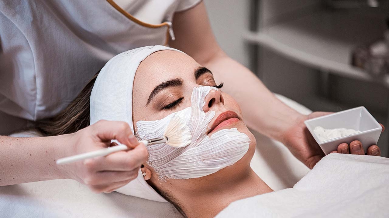 Bis zu 45% Rabatt auf Make-up/Kosmetik bei Lv Lashes & Beauty