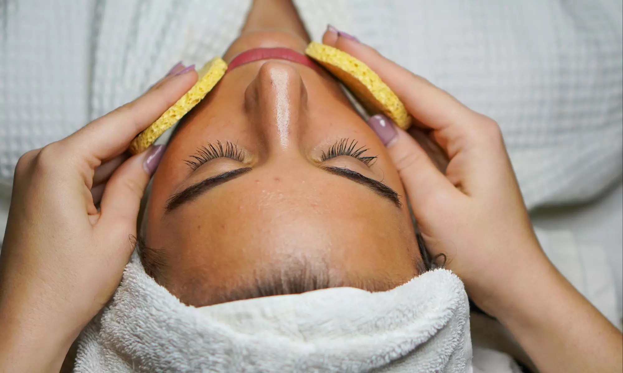 Rejuvenating Facial Treatments with Massage for Radiant Skin