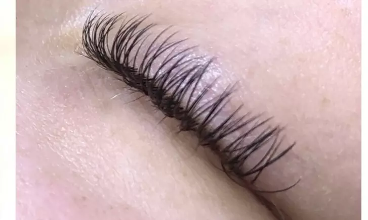 Up to 10% Off on Eyelash Extensions at Glow Aesthetic Studio - Second Medium