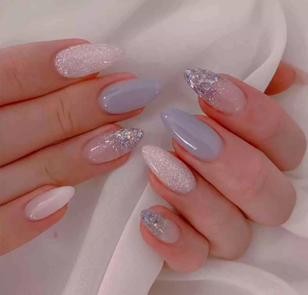 Choose from Manicure or Eye Color/ Gel Shellac Change