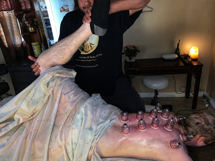 Experience Trigger Point Massage with Stretch Session