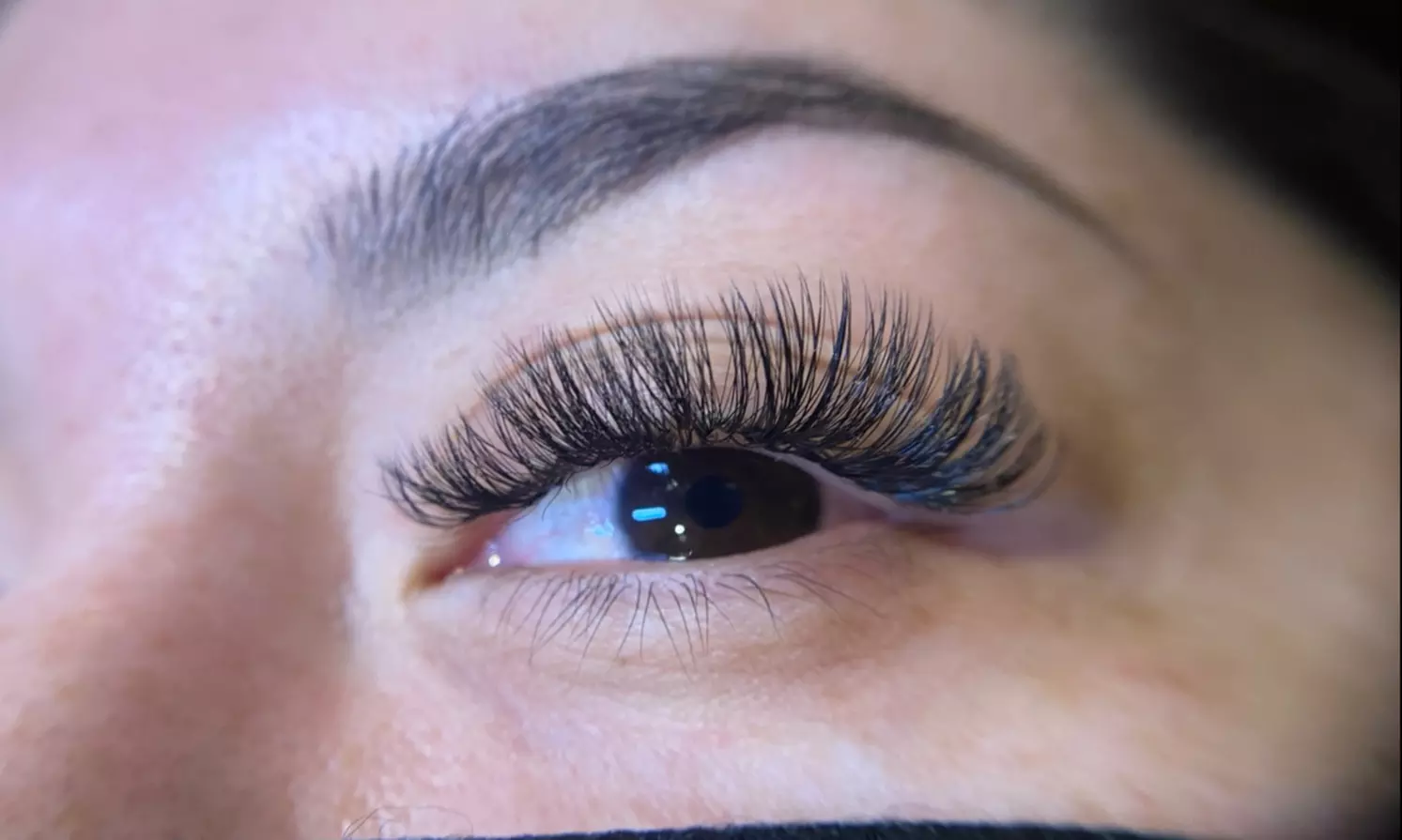 Up to 30% Off on Eyelash Extensions at Lit lashes co