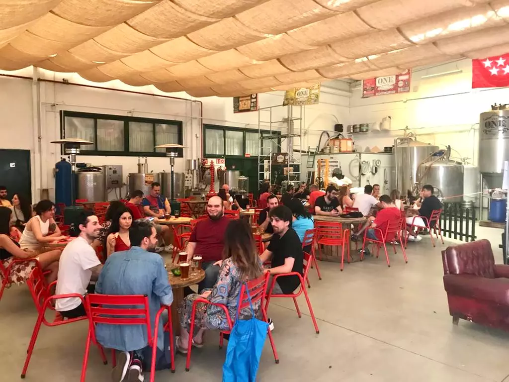Hasta 27% de dto. en Especialidades de restaurantes - Degustación de cerveza en The One Beer