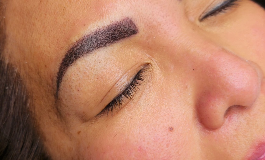 Image 4: Jusqu'à 30% de remise sur Maquillage - Permanent chez Elsea Esthetic domicile