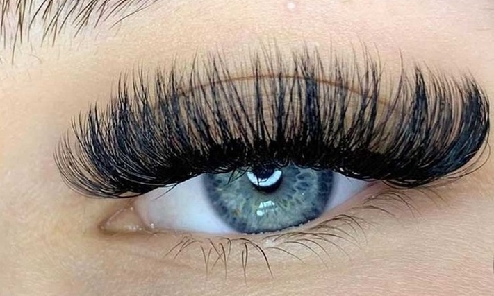 Get Gorgeous Eyebrows with Hybrid or Mega Volume New Set