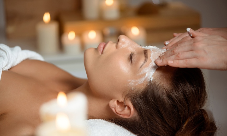 Image 2: Jusqu'à 45% de remise sur Massage - Huile aromatique chez LE COCON BEAUTÉ DE JUSTINE