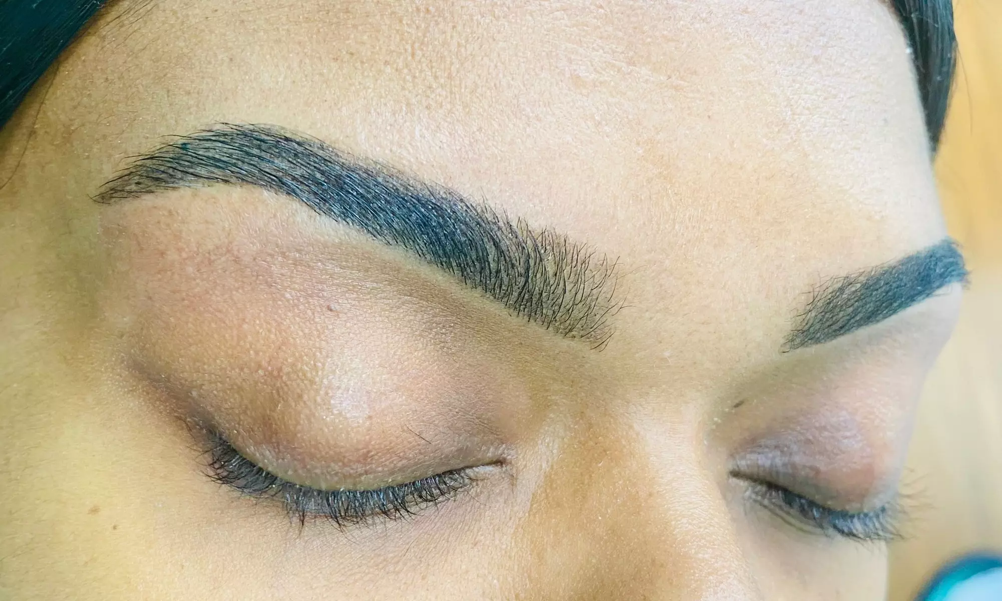 Up to 50% Off on Eyebrow Tinting at Dream Threading Lounge - Primary Image