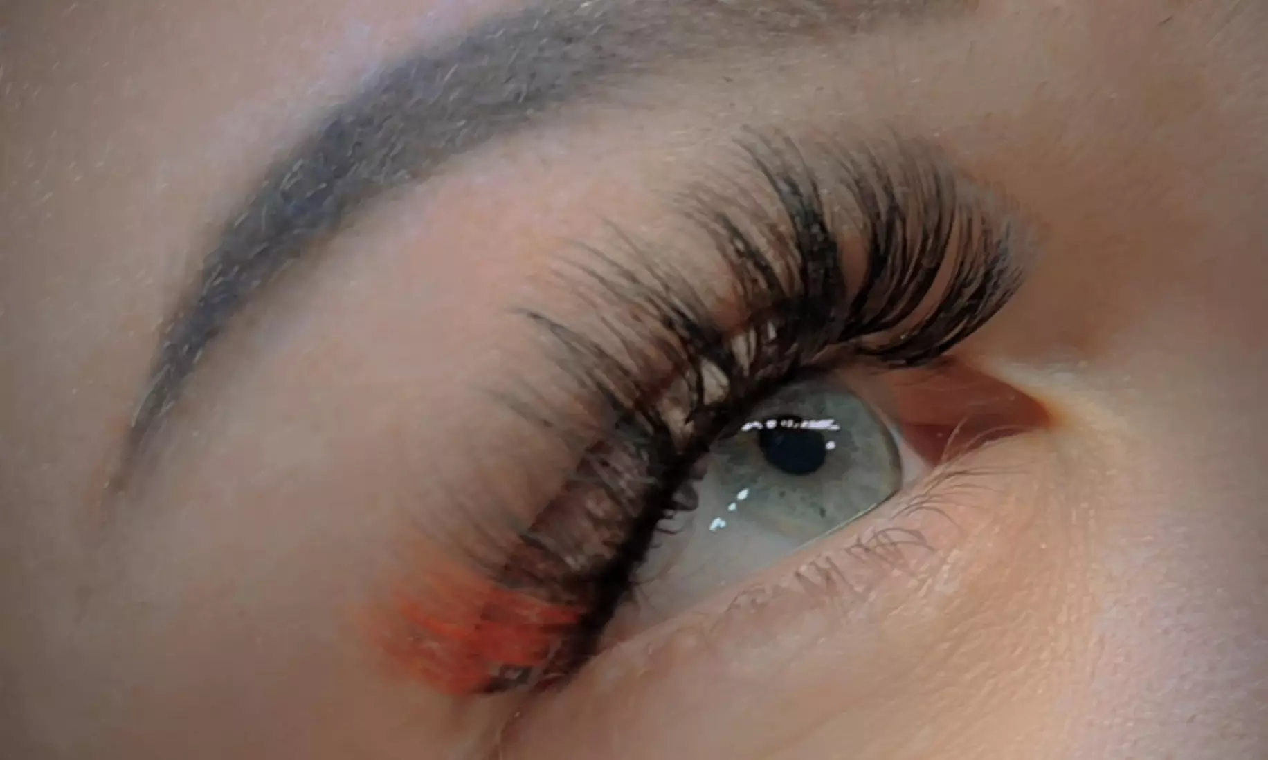 Get Gorgeous Lashes with Classic, Hybrid, Volume Extensions, Fill