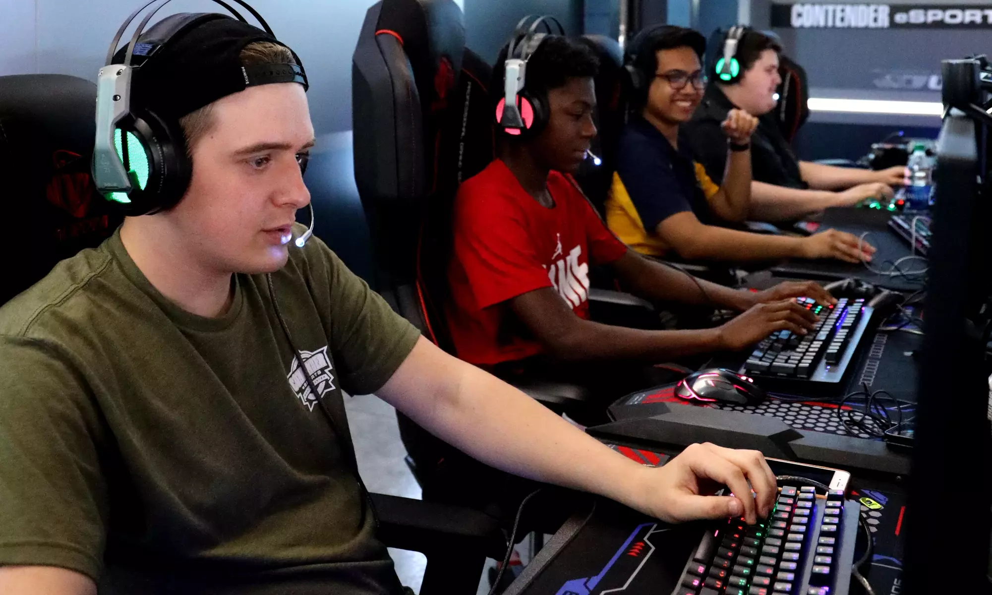 Level Up Your Gaming Skills with Three-Hour Play Station, PC or Streaming VIP Bundle at Ascend Esports - Image 5