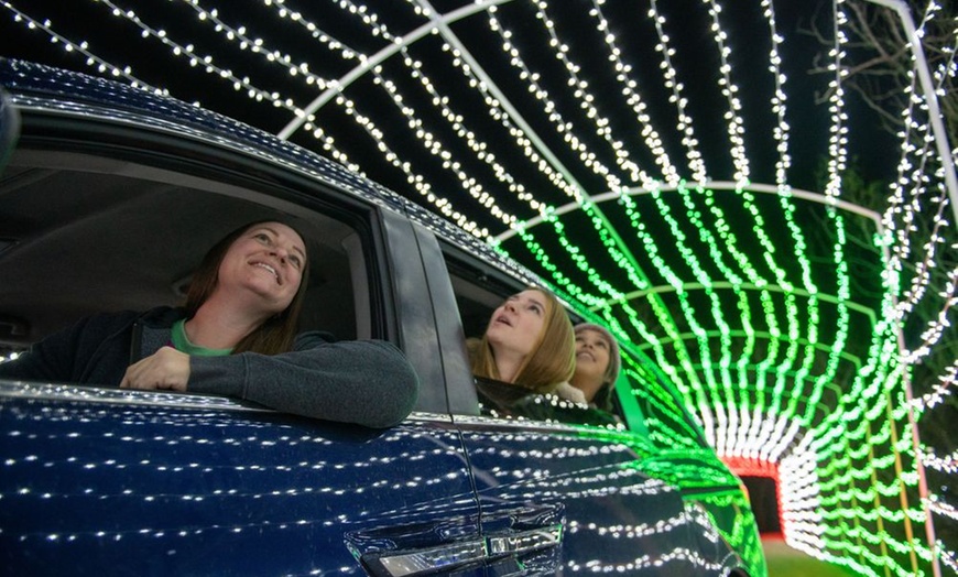 Image 4: Capture Christmas Magic with Santa Photos in Seguin