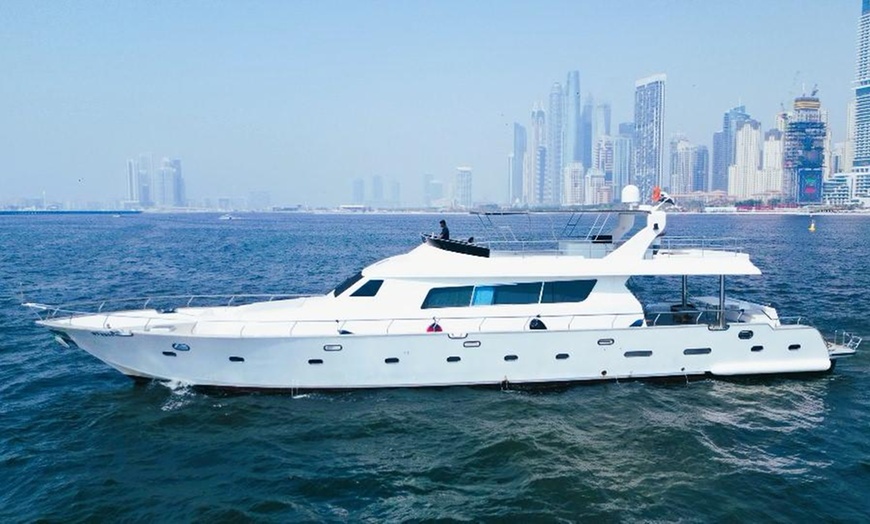 Image 3: Enjoy 105-Feet Luxury Yacht - 1, 2, 3, or 4 Hours for up to 50 PAX