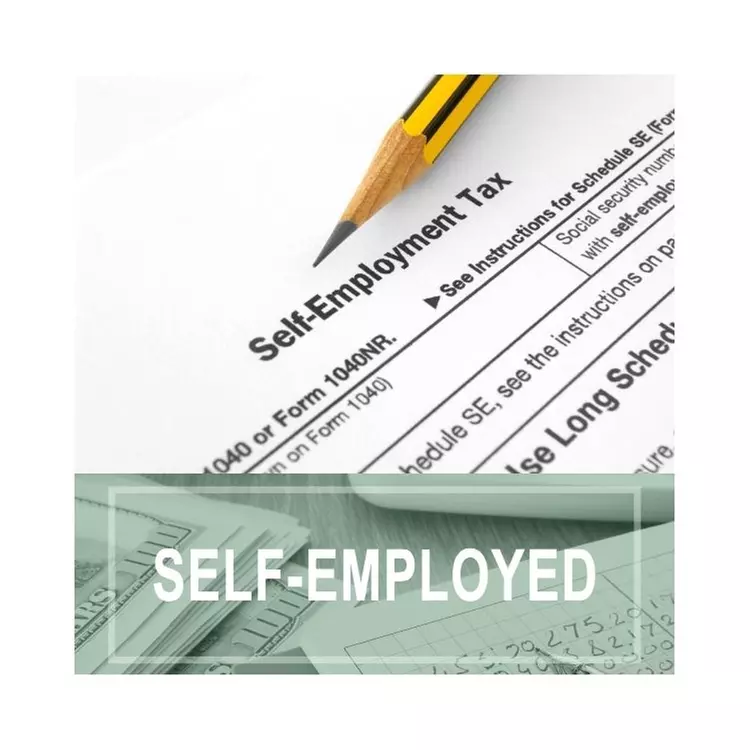 Up to 45% Off on Online Financial / Tax Consultant at Count The Penny - Second Medium